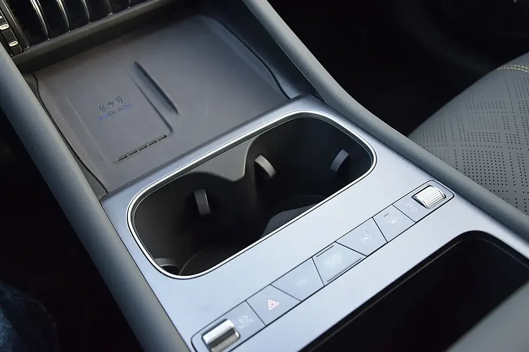 BYD Atto 3 AWD Excellence - Thumbnail 13