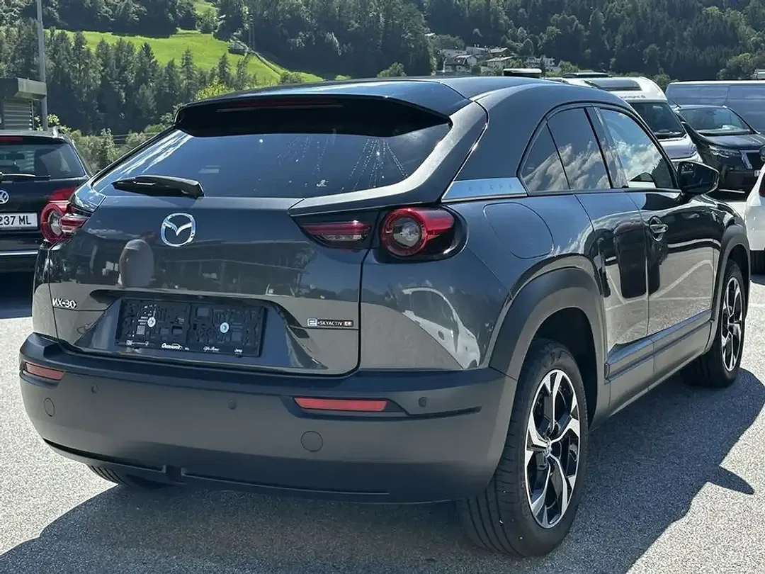 Mazda MX-30 R-EV Hybrid Makoto Urban - Thumbnail 6