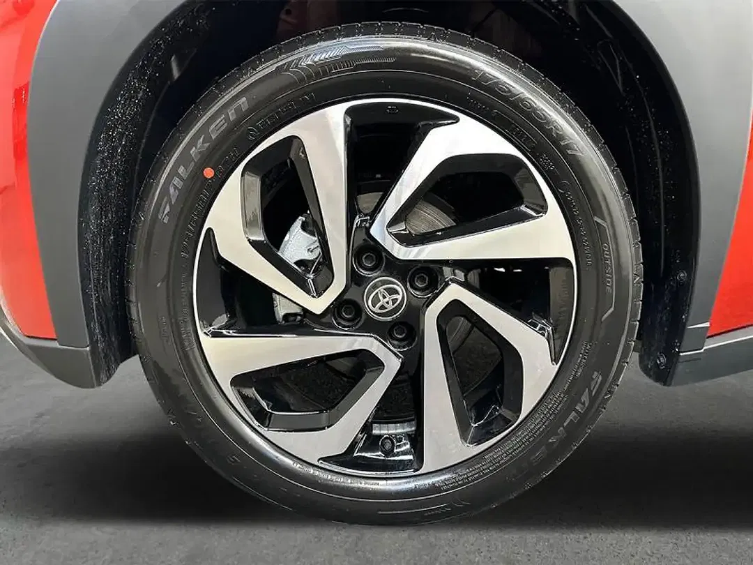 Toyota Aygo X CVT Teamplayer - Thumbnail 13