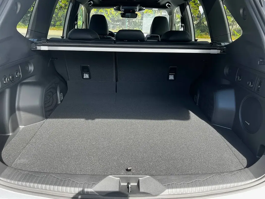 Subaru Forester 2.0 Hybrid Platinum - Thumbnail 8
