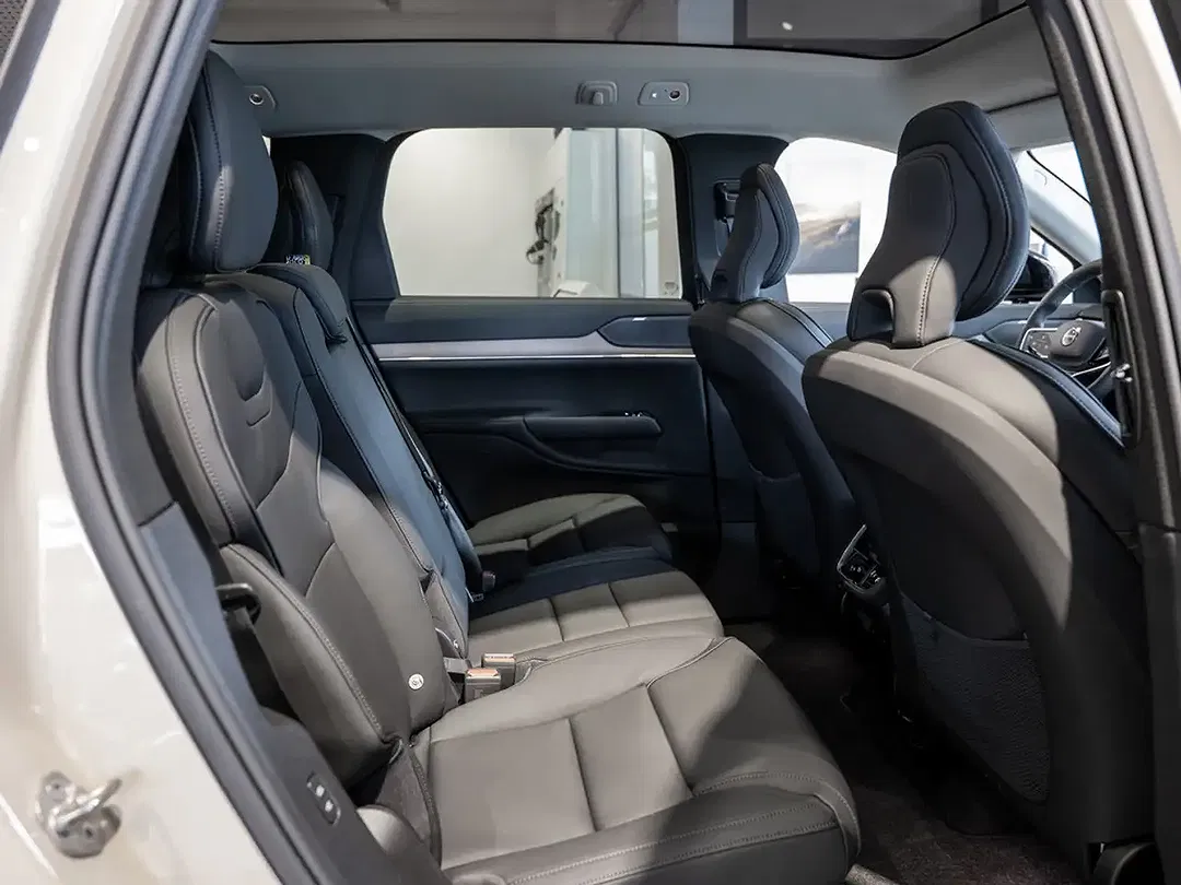 Volvo EX90 AWD Twin Motor Ultra - Thumbnail 6