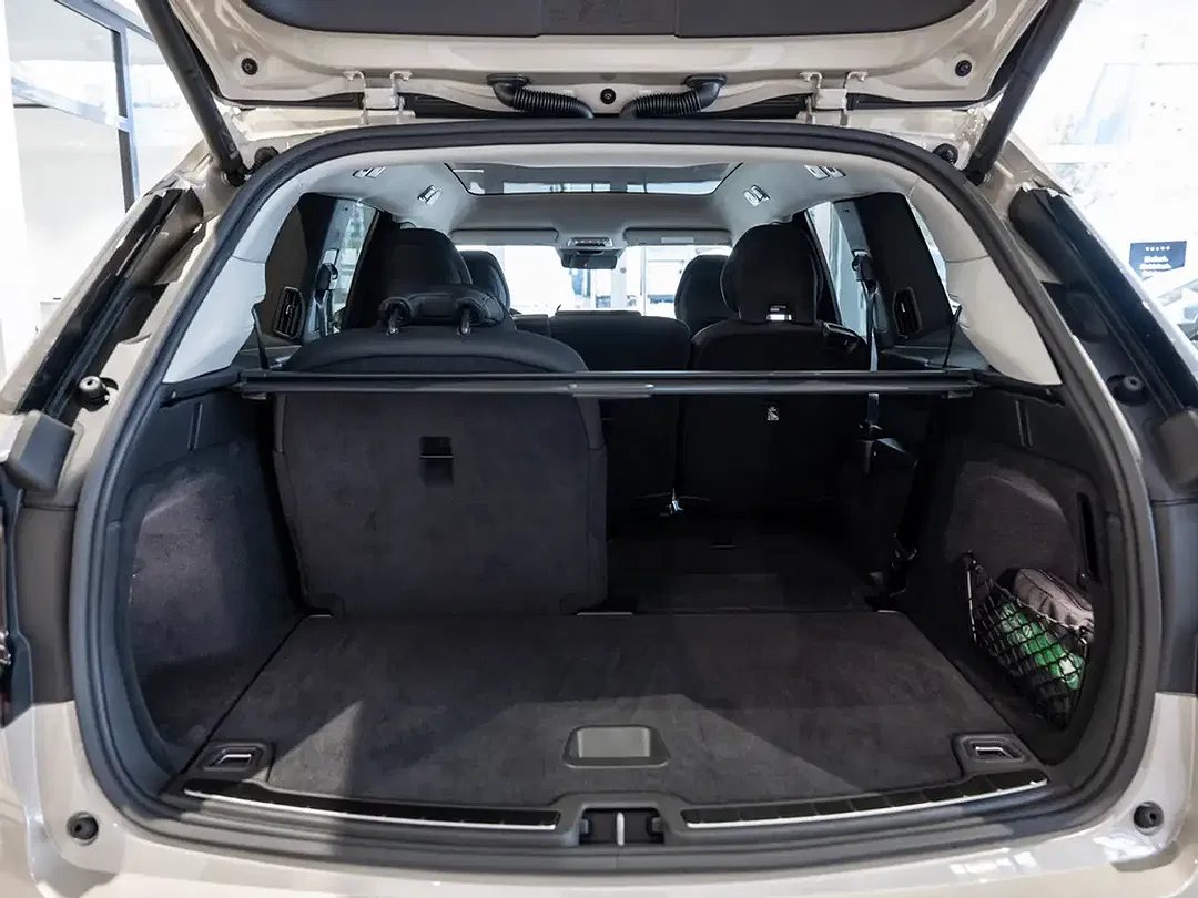 Volvo EX90 AWD Twin Motor Ultra - Thumbnail 8