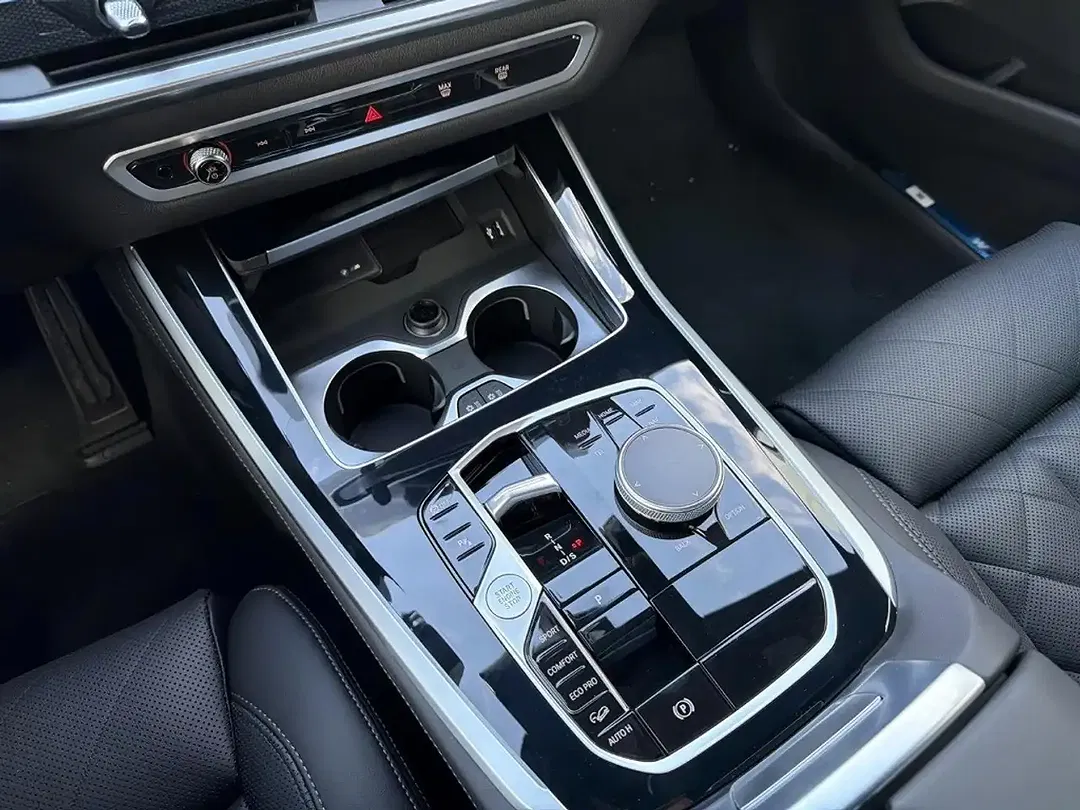 BMW X5 xDrive M Sport Pro - Thumbnail 13