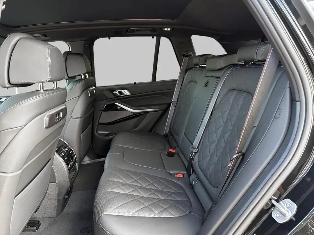 BMW X5 xDrive M Sport Pro - Thumbnail 8