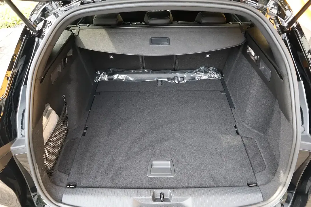 Opel Astra 1.2 GS Matrix LED - Thumbnail 3