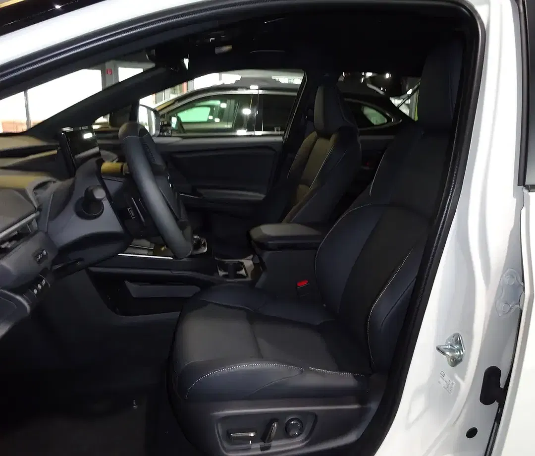 Subaru OUTBACK AWD Comfort - Thumbnail 8