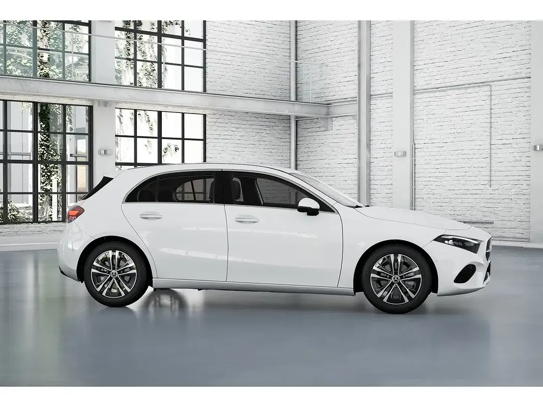Mercedes-Benz A 180 - Thumbnail 8