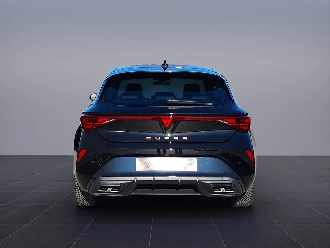 CUPRA Leon 1.5 eTSI DSG Matrix LED - Thumbnail 6