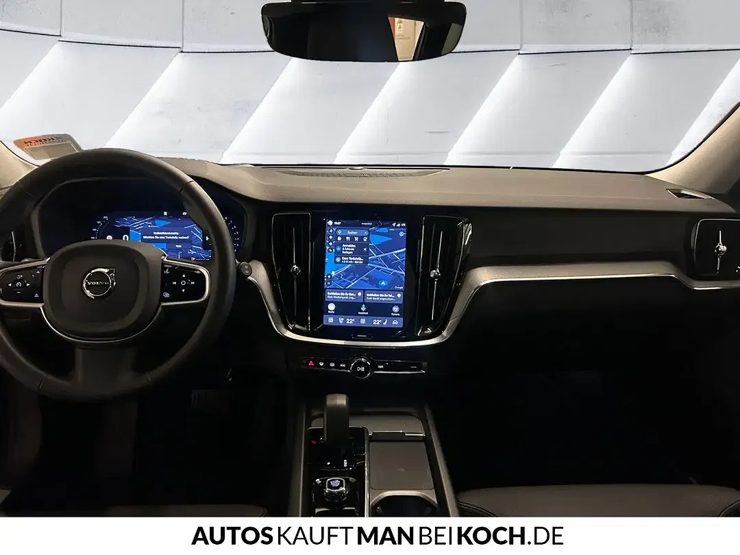 Volvo V60 B4 Plus Dark - Thumbnail 10