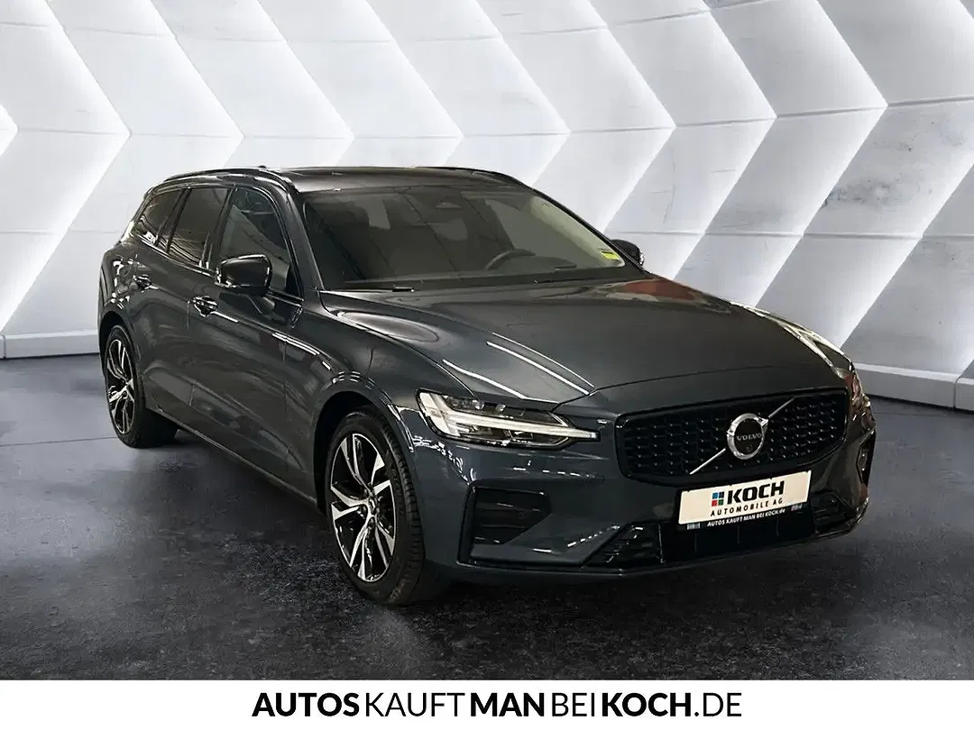 Volvo V60 B4 Plus Dark - Thumbnail 4