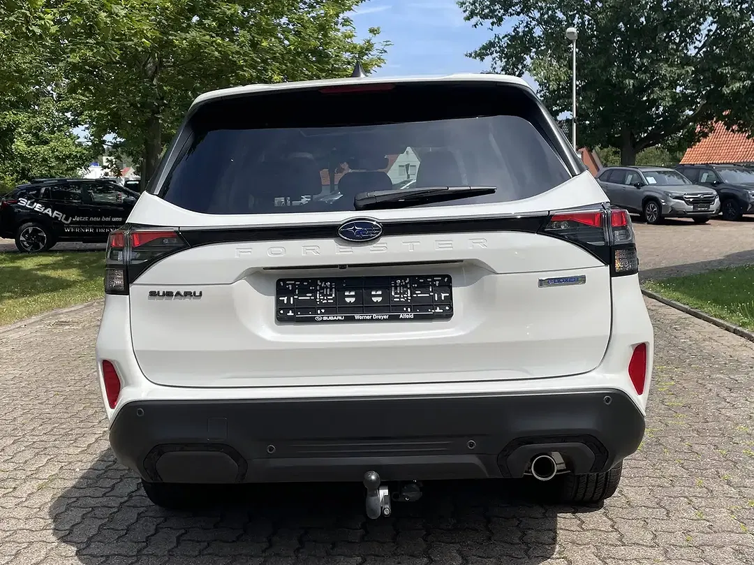 Subaru Forester AWD Platinum - Thumbnail 4