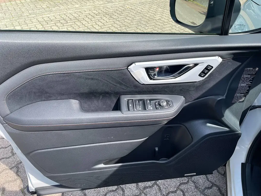 Subaru Forester AWD Platinum - Thumbnail 9