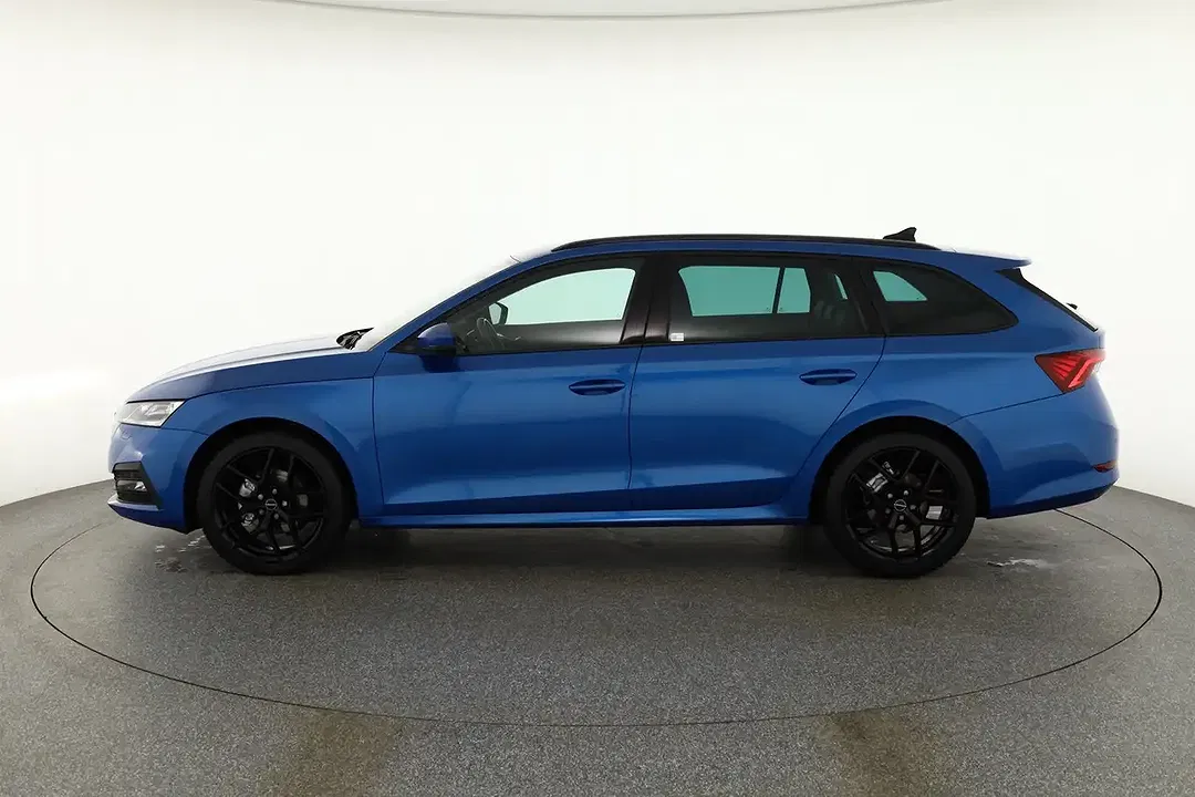Skoda Octavia 2.0 TDI DSG Combi Ambition - Thumbnail 2