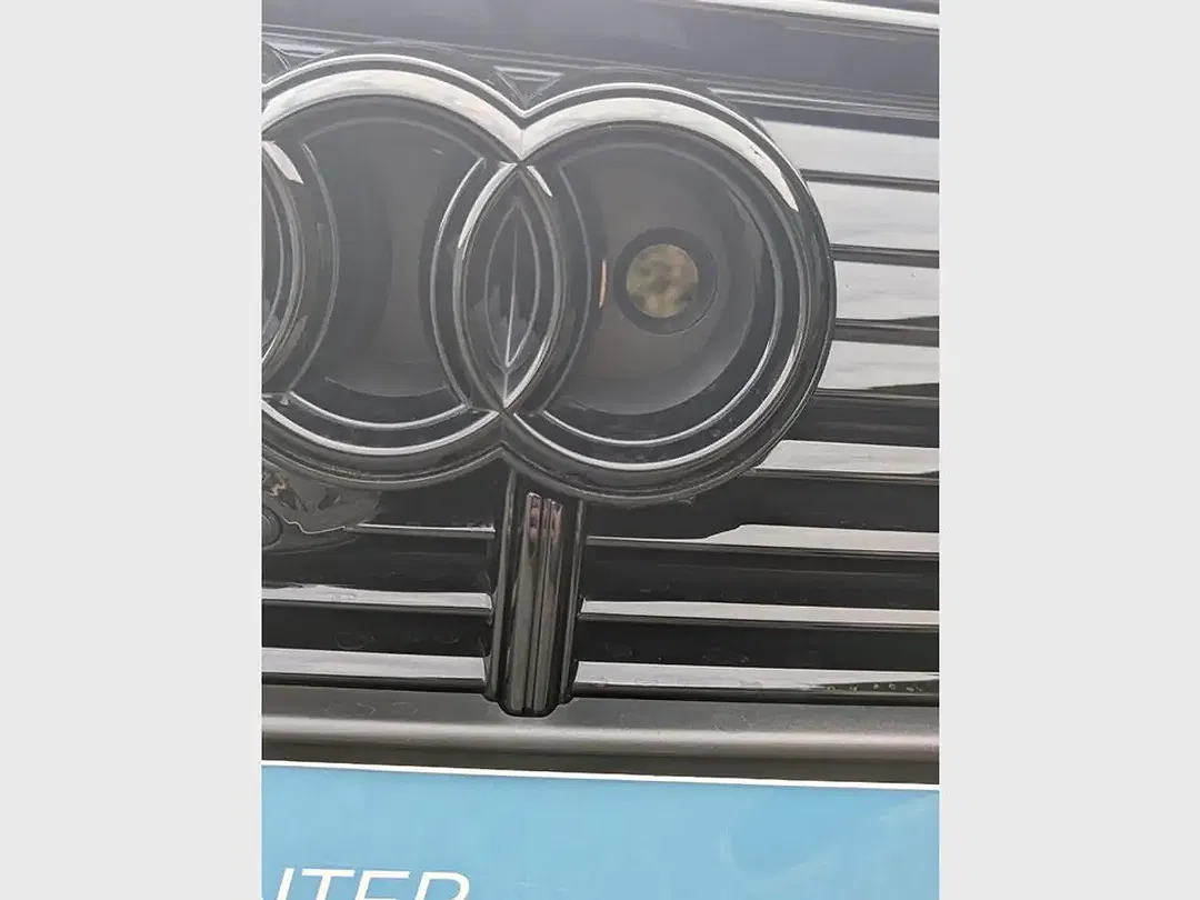 Audi Q8 e-tron S line - Thumbnail 5