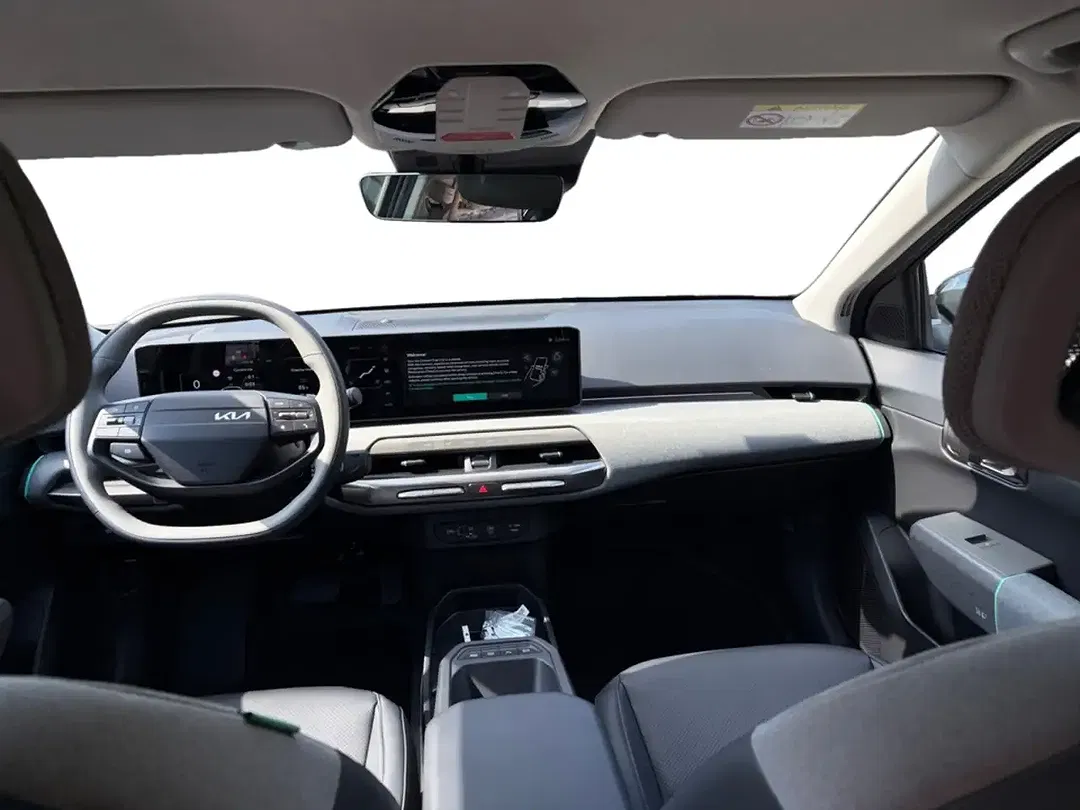 Kia EV4 Business Plus - Thumbnail 12