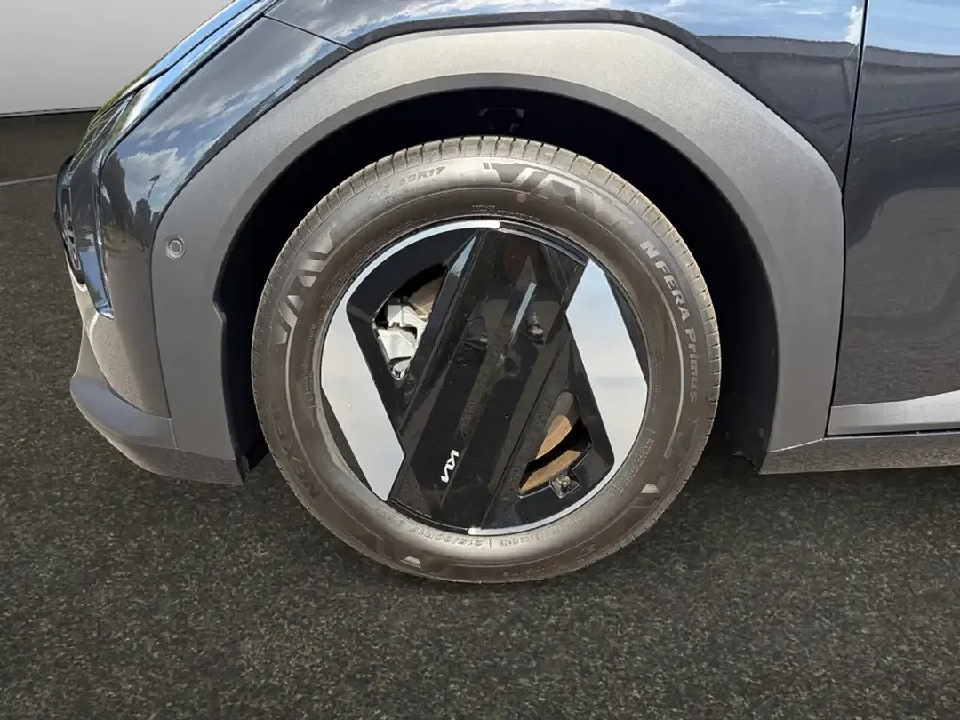Kia EV4 Business Plus - Thumbnail 8