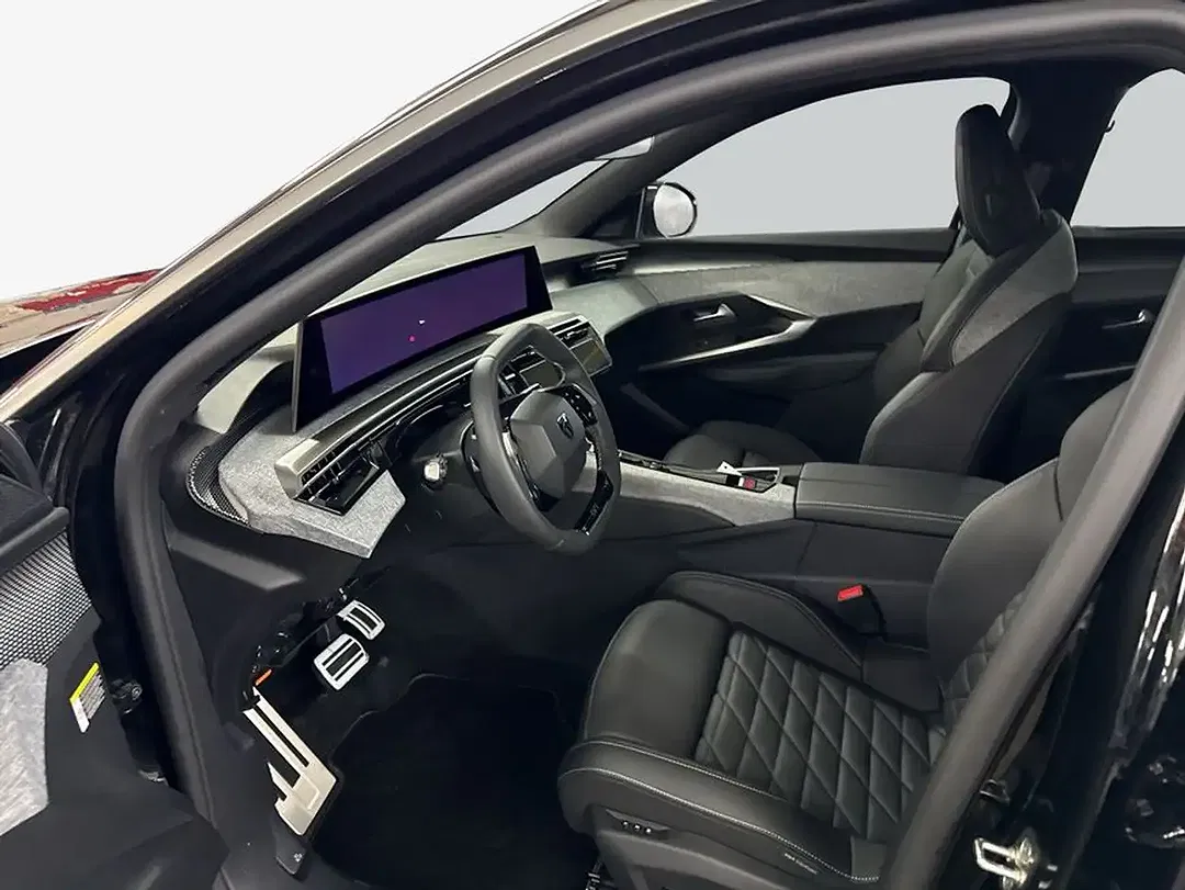Peugeot 5008 4x4 GT Exclusive - Thumbnail 9