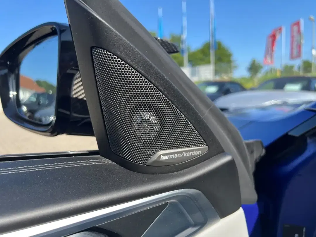 BMW M4 Competition Convertible - foto 8