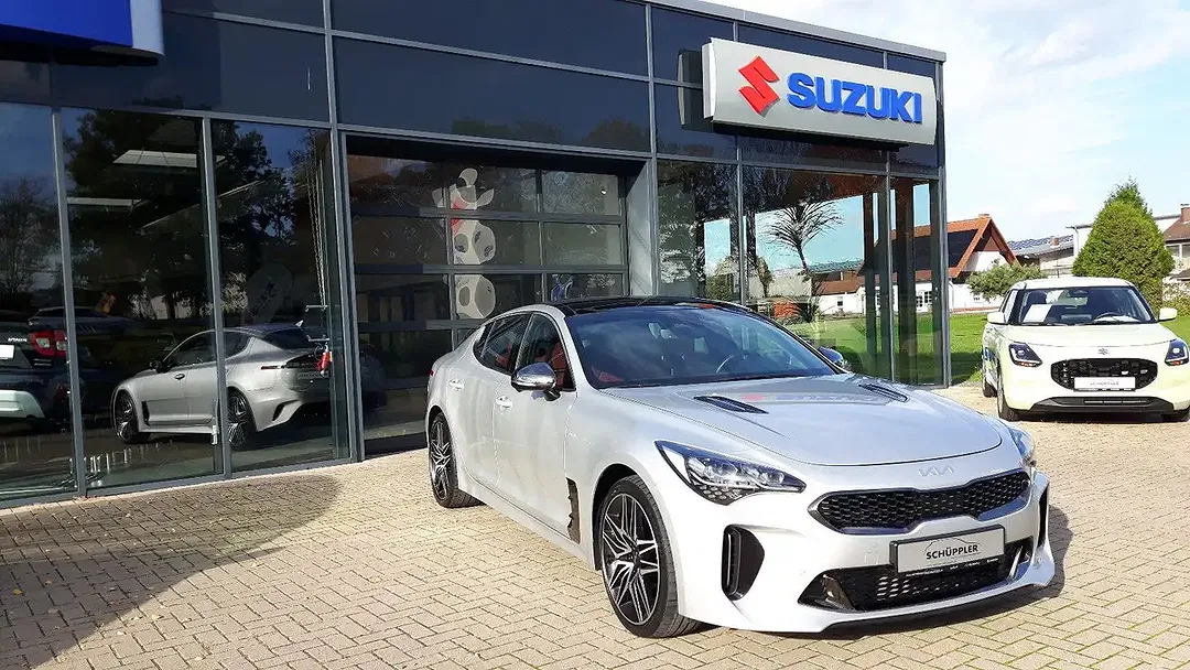 Kia Stinger 3.3 AWD GT - foto 2
