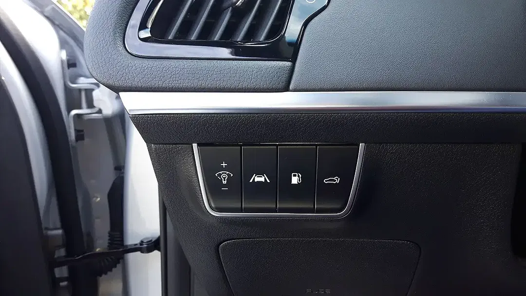 Kia Stinger 3.3 AWD GT - Thumbnail 9