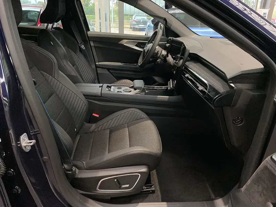 Renault Espace E-Tech Hybrid Esprit Alpine - Thumbnail 11