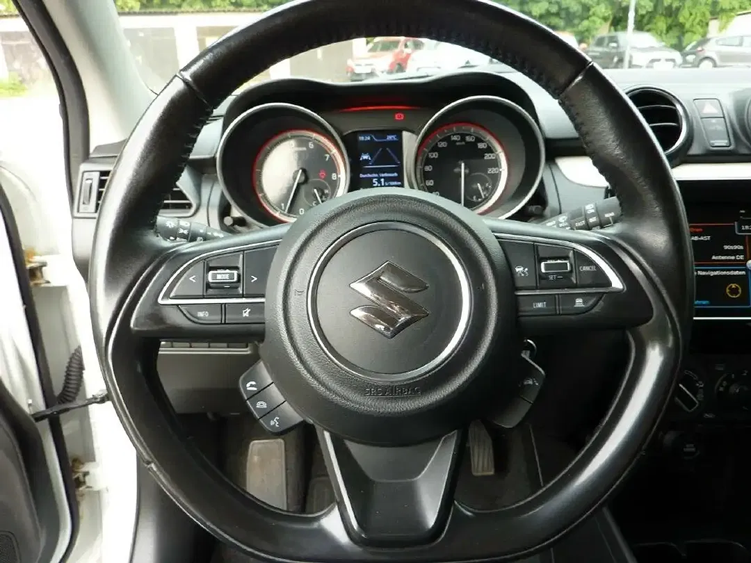Suzuki Swift Hybrid Comfort - Thumbnail 12