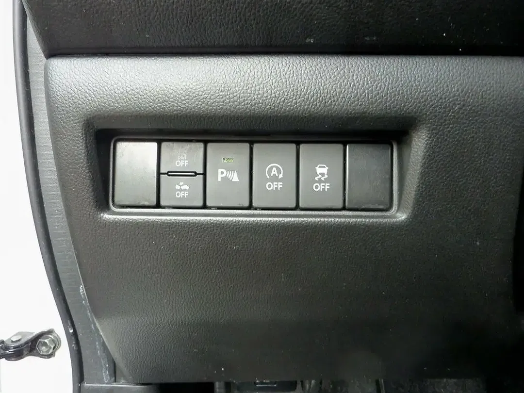 Suzuki Swift Hybrid Comfort - Thumbnail 13