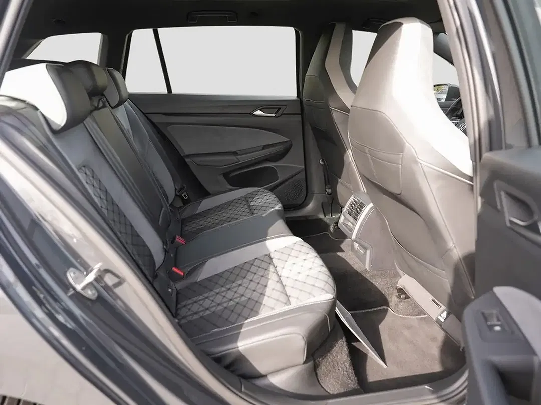 Volkswagen Golf Variant 1.5 eTSI DSG R-Line - Thumbnail 10