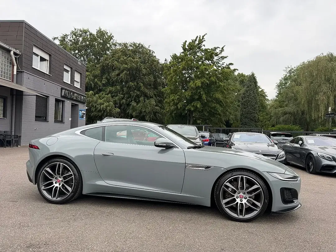Jaguar F-Type P300 R-Dynamic - foto 2