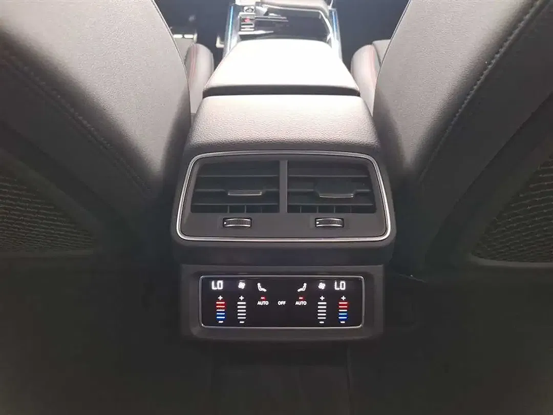 Audi Q8 e-tron 55 quattro Sportback S line - Thumbnail 39