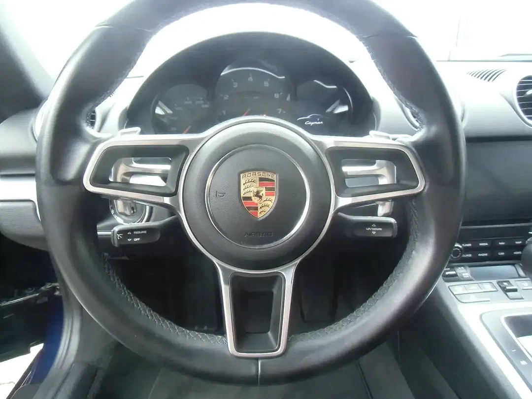 Porsche Cayman Plus - Thumbnail 10