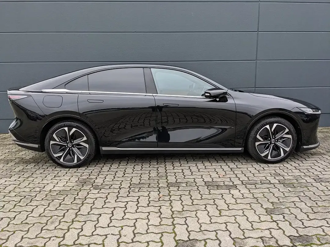 Mazda 6e EV Takumi Plus - Thumbnail 4