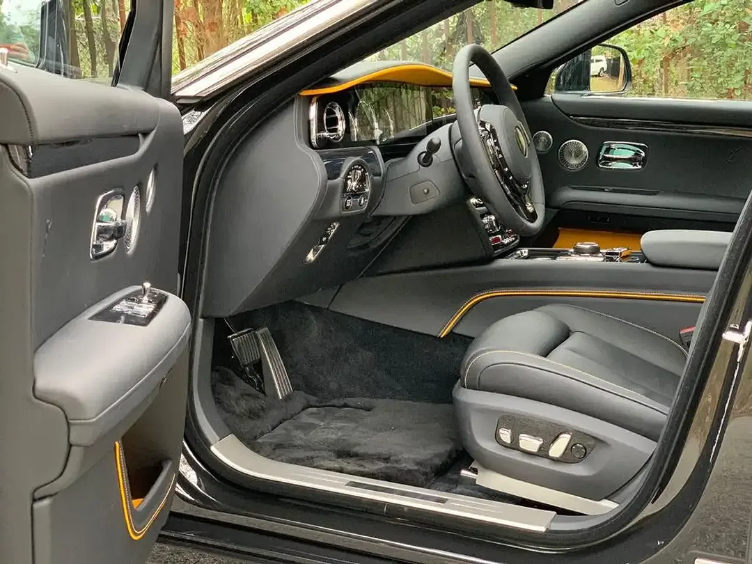 Rolls-Royce Ghost - Thumbnail 9