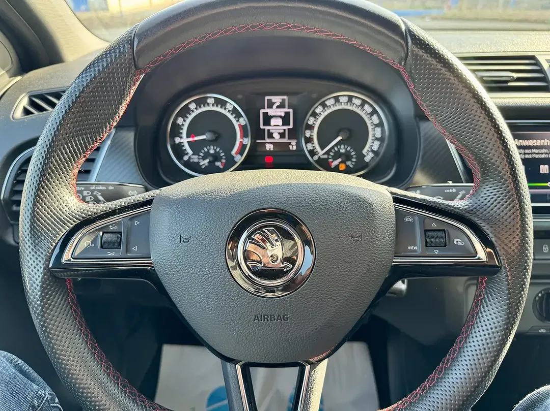 Skoda Fabia Monte Carlo - Thumbnail 10
