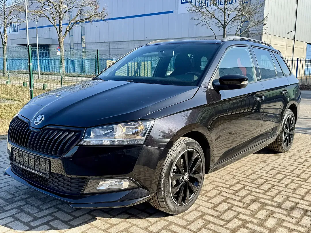 Skoda Fabia Monte Carlo - Thumbnail 3