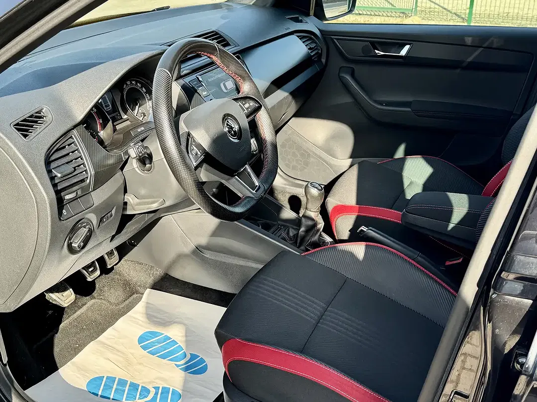Skoda Fabia Monte Carlo - Thumbnail 8