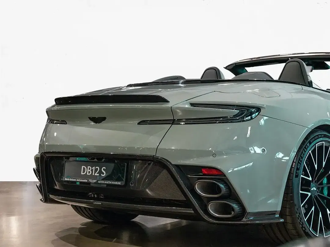 Aston Martin DB12 S Volante - Thumbnail 9