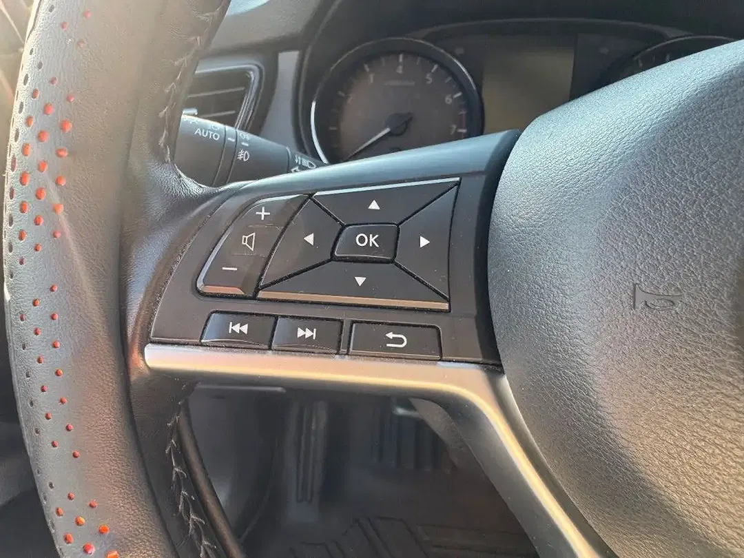 Nissan X-Trail Tekna - Thumbnail 13