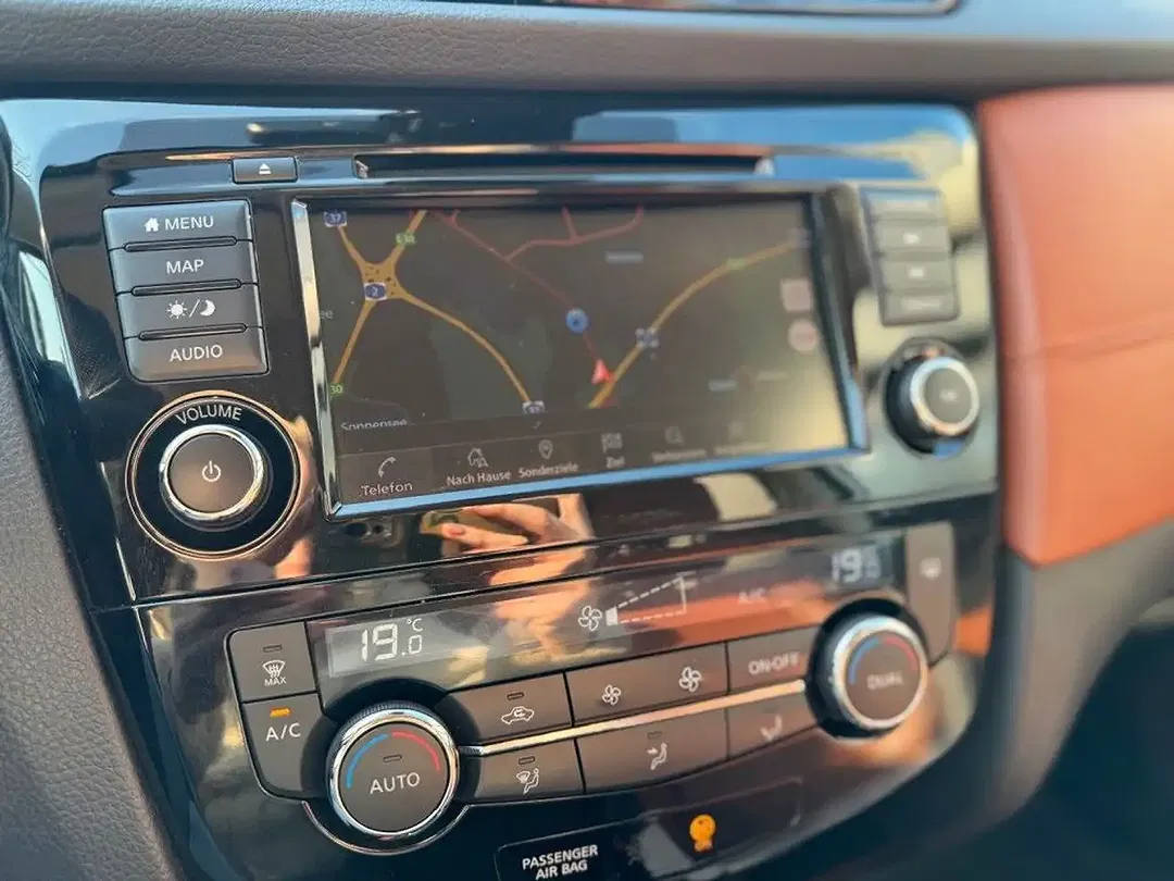 Nissan X-Trail Tekna - Thumbnail 14