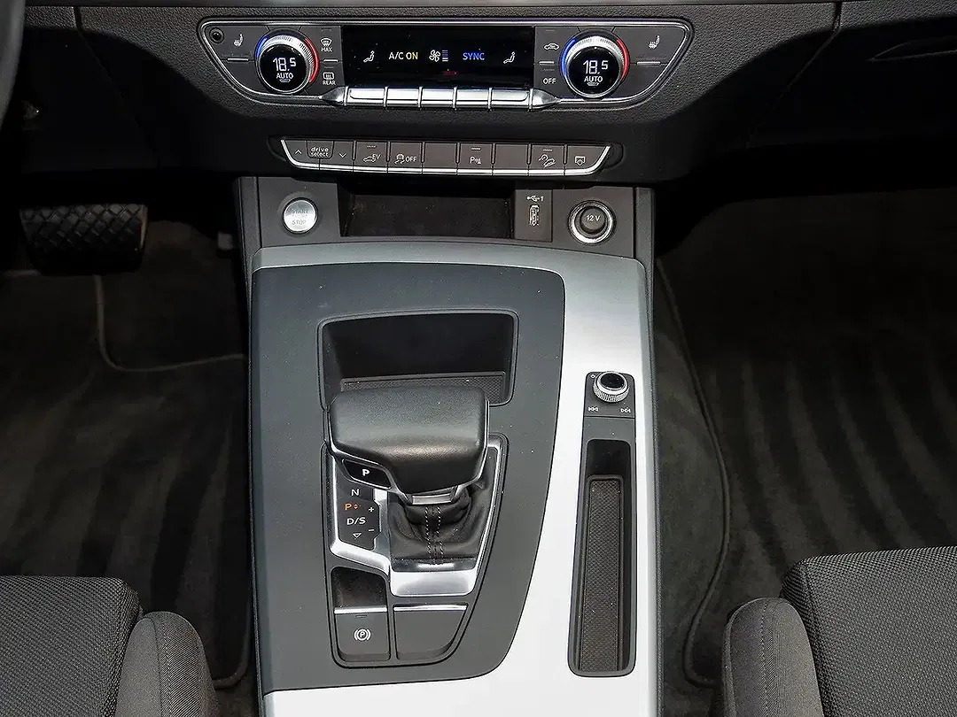 Audi Q5 50 TFSI e S tronic quattro - Thumbnail 15