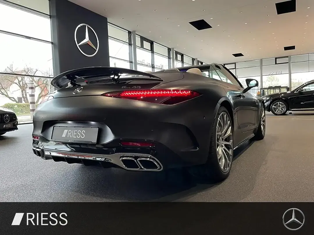 Mercedes-Benz SL 63 AMG Plus - Thumbnail 6