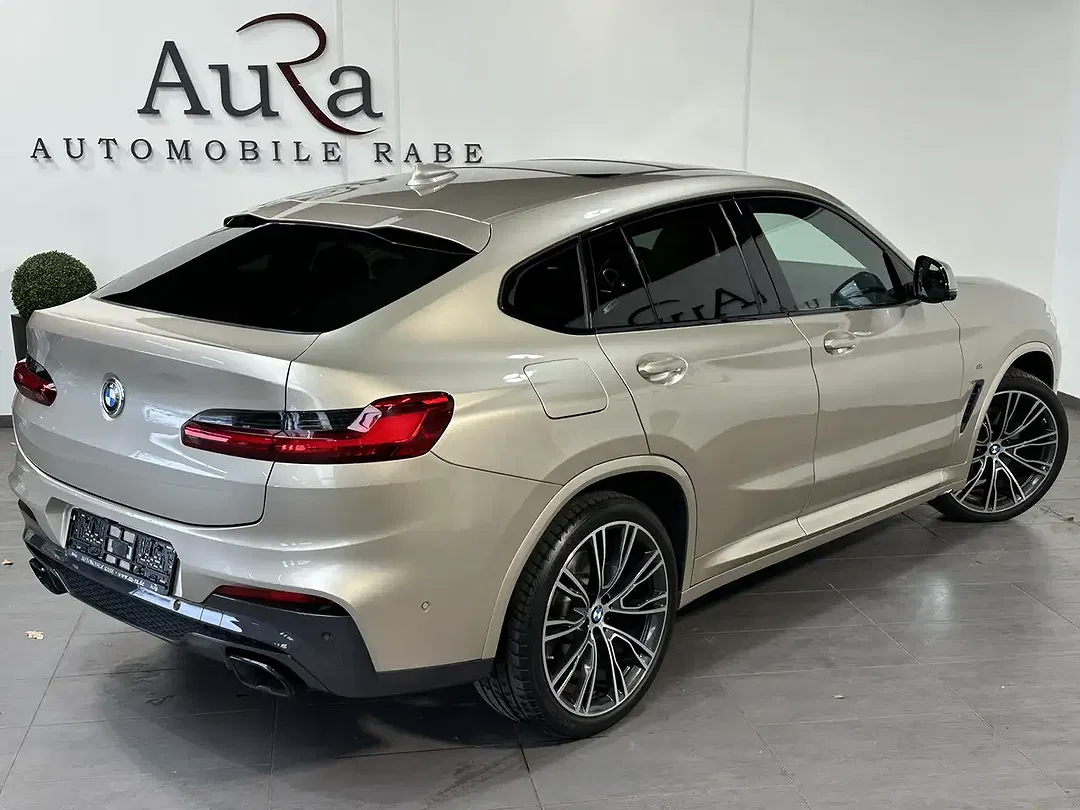 BMW X4 M - Thumbnail 3