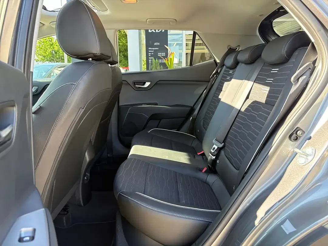 Kia Stonic 1.0 MHEV DCT GT-Line - Thumbnail 14
