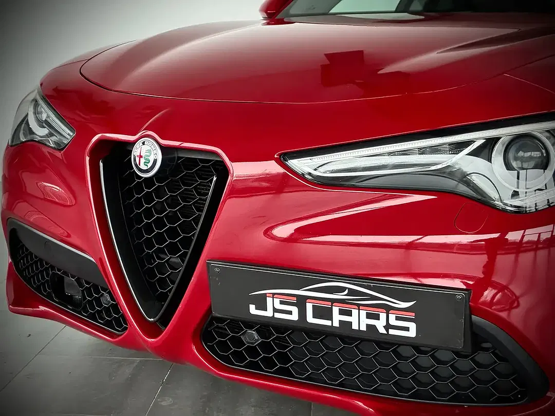 Alfa Romeo Stelvio 2.2 - Thumbnail 4