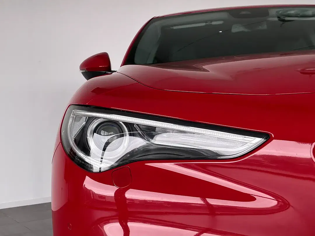 Alfa Romeo Stelvio 2.2 - Thumbnail 5