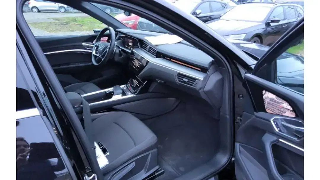 Audi Q8 e-tron 55 quattro - Thumbnail 5