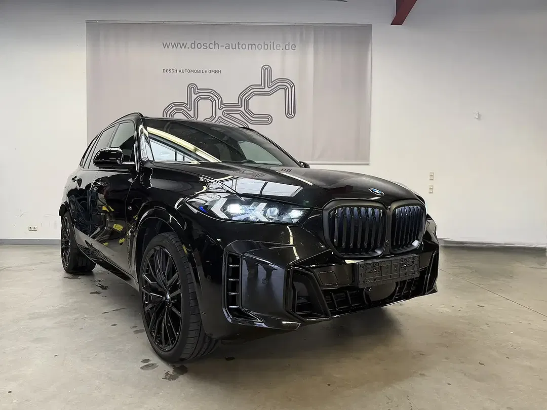 BMW X5 M Sport Pro - Thumbnail 1