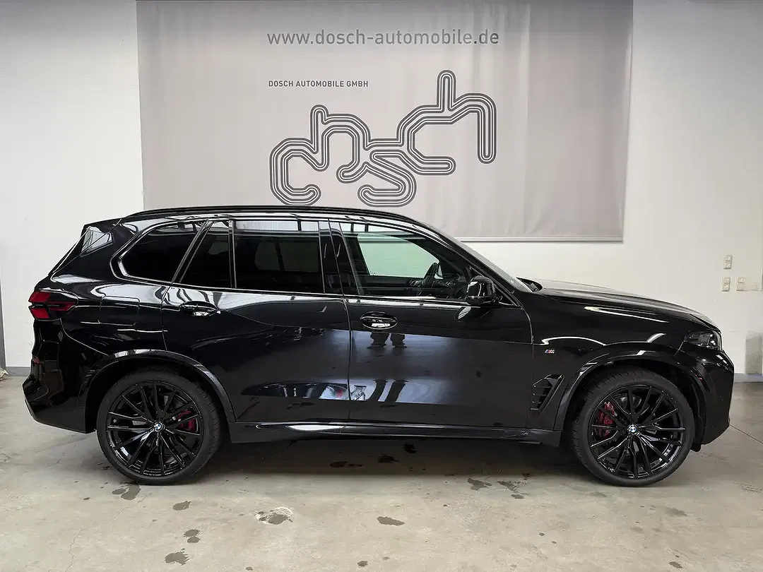 BMW X5 M Sport Pro - Thumbnail 3