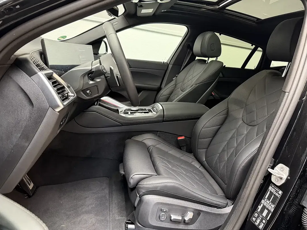 BMW X5 M Sport Pro - Thumbnail 5