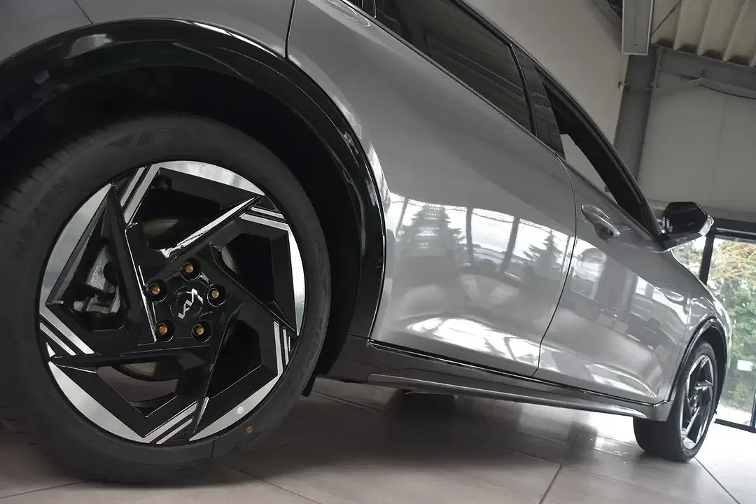 Kia K4 1.0 T-GDI DCT GT-Line - Thumbnail 4